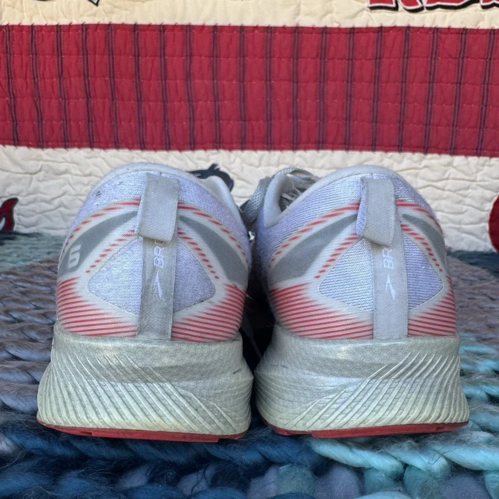 Size 9.5 - Brooks Levitate 6 Running‎ Shoes 1103951D407 Men's